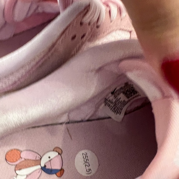 Light Pink Nike Air Force - Picture 5 of 7